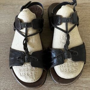 Merrell Micca Sandals size 8